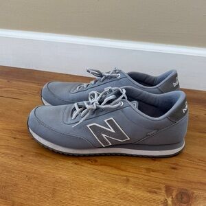 New Balance Classic Gray Sneakers